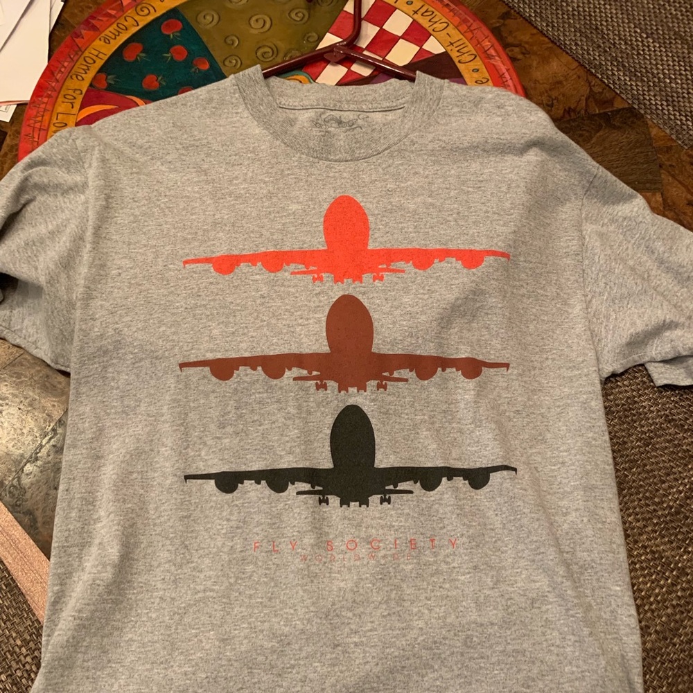 Fly high society t shirt size large “tri color”